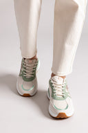 Sneakers chunky με διχρωμία στη σόλα ERYNN