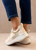 Sneakers chunky με κορδόνια Xti 143195
