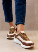 Sneakers chunky με κορδόνια Xti 143195