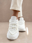 Sneakers chunky με σχέδιο