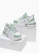 Sneakers chunky σε συνδυασμούς χρωμάτων