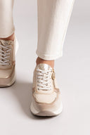 Sneakers chunky σε συνδυασμό υλικών Xti 143896 - Μπεζ - thefashionproject.gr - Xti Footwear - 23449003002