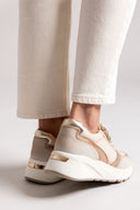 Sneakers chunky σε συνδυασμό υλικών Xti 143896 - Μπεζ - thefashionproject.gr - Xti Footwear - 23449003002