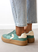 Sneakers flatforms με διχρωμία Xti 142953