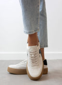 Sneakers flatforms με διχρωμία Xti 142953 - Πάγου - thefashionproject.gr - Xti Footwear