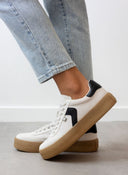 Sneakers flatforms με διχρωμία Xti 142953 - Πάγου - thefashionproject.gr - Xti Footwear