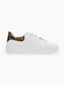 Sneakers flatforms με μεταλλικά στοιχεία