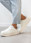 Sneakers flatforms Refresh 172350 - Λευκό - thefashionproject.gr - Refresh