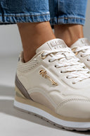 Sneakers με ανάγλυφο pattern Mariamare 68421