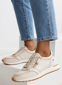 Sneakers με ανάγλυφο pattern Xti 143202