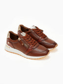 Sneakers με ανάγλυφο pattern Xti 143202