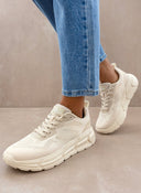 Sneakers με διάτρητο σχέδιο Xti 143380 - Μπεζ - thefashionproject.gr - Xti Footwear