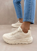 Sneakers με διάτρητο σχέδιο Xti 143380