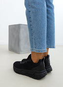 Sneakers με διάτρητο σχέδιο Xti 143380