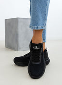 Sneakers με διάτρητο σχέδιο Xti 143380
