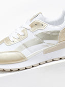 Sneakers με διχρωμία σε συνδυασμό υλικών