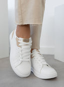 Sneakers με glitter λεπτομέρεια ERYNN