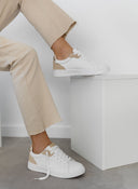 Sneakers με glitter λεπτομέρεια ERYNN