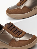 Sneakers με γυαλιστερό ύφασμα Xti 143359 - Καφέ - thefashionproject.gr - Xti Footwear