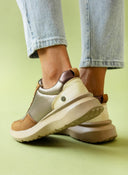 Sneakers με γυαλιστερό ύφασμα Xti 143359 - Καφέ - thefashionproject.gr - Xti Footwear