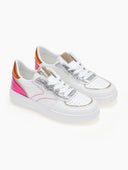 Sneakers με μεταλλικά χρώματα