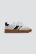 Sneakers με πέρλες και δαντέλα ERYNN