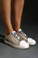 Sneakers με print στα κορδόνια ERYNN