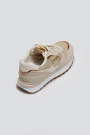 Sneakers με ψηλή σόλα ERYNN