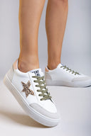 Sneakers με ψηλή σόλα ERYNN
