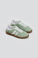 Sneakers με ρίγες ERYNN