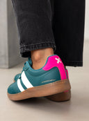 Sneakers με ρίγες Xti 143485