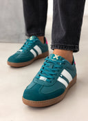 Sneakers με ρίγες Xti 143485 - Κυπαρισσί - thefashionproject.gr - Xti Footwear