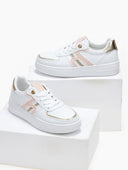 Sneakers με σχέδιο και διχρωμία