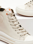 Sneakers μποτάκια με ρίγες στη σόλα Refresh 170934 - Μπεζ - thefashionproject.gr - Refresh