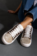 Sneakers σε συνδυασμούς υλικών ERYNN