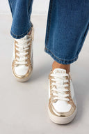 Sneakers σε συνδυασμούς υλικών ERYNN