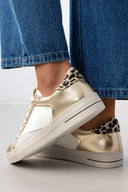Sneakers σε συνδυασμούς υλικών ERYNN