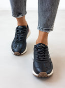 Sneakers σε συνδυασμούς χρωμάτων MARIAMARE
