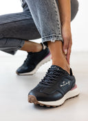 Sneakers σε συνδυασμούς χρωμάτων MARIAMARE