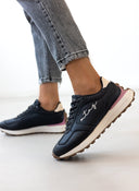 Sneakers σε συνδυασμούς χρωμάτων MARIAMARE