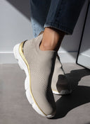 Sneakers slip on Xti 142454 - Μπεζ - thefashionproject.gr - Xti Footwear