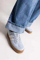 Sneakers suede με ρίγες Xti 143644