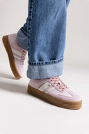 Sneakers suede με ρίγες Xti 143644