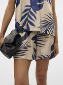 Σορτς σατέν με φύλλα Vero Moda 10327432