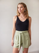Σορτσάκι ψηλόμεσο με πιέτες Vero Moda 10209543