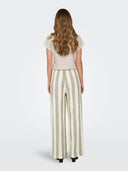 Τοπ με δέσιμο και κουμπιά ONLY 15322270 - Μπεζ - thefashionproject.gr - ONLY - 23809003003
