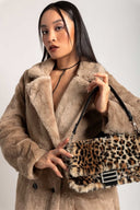Τσάντα από συνθετική γούνα με print - Leopard - thefashionproject.gr - MICUSSI